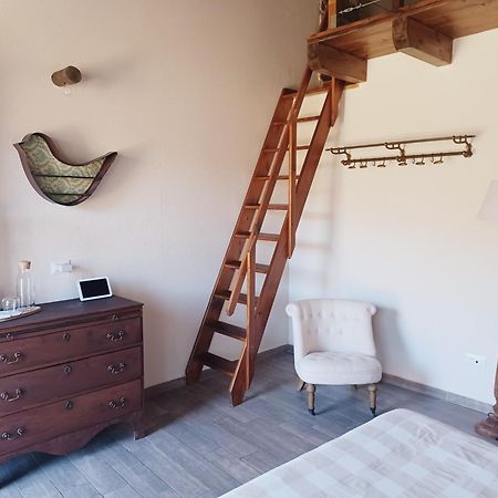 Country-Chic B&B "Il Pozzo E La Macina" บาร์ดิ ภายนอก รูปภาพ