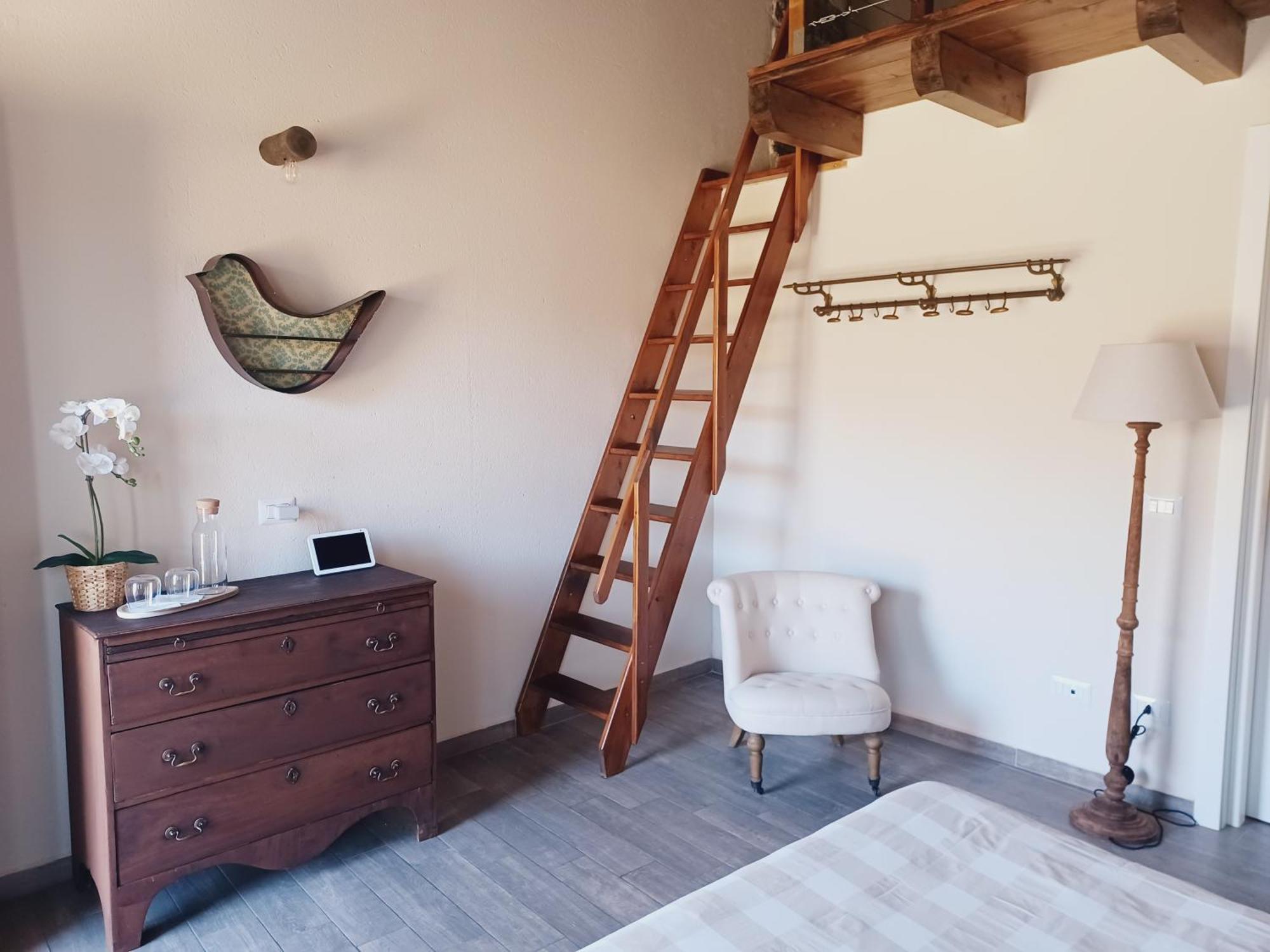Country-Chic B&B "Il Pozzo E La Macina" บาร์ดิ ภายนอก รูปภาพ