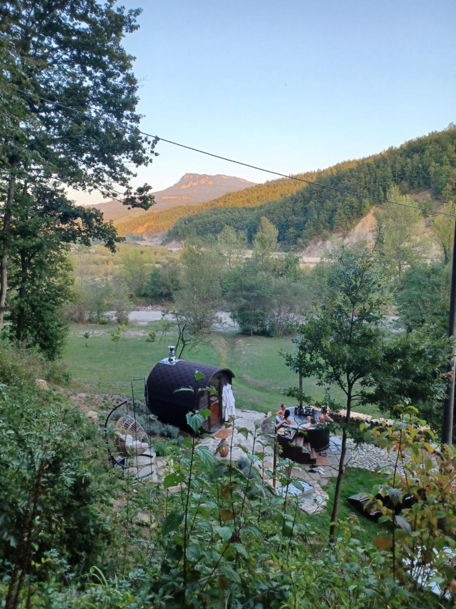 Country-Chic B&B "Il Pozzo E La Macina" บาร์ดิ ภายนอก รูปภาพ